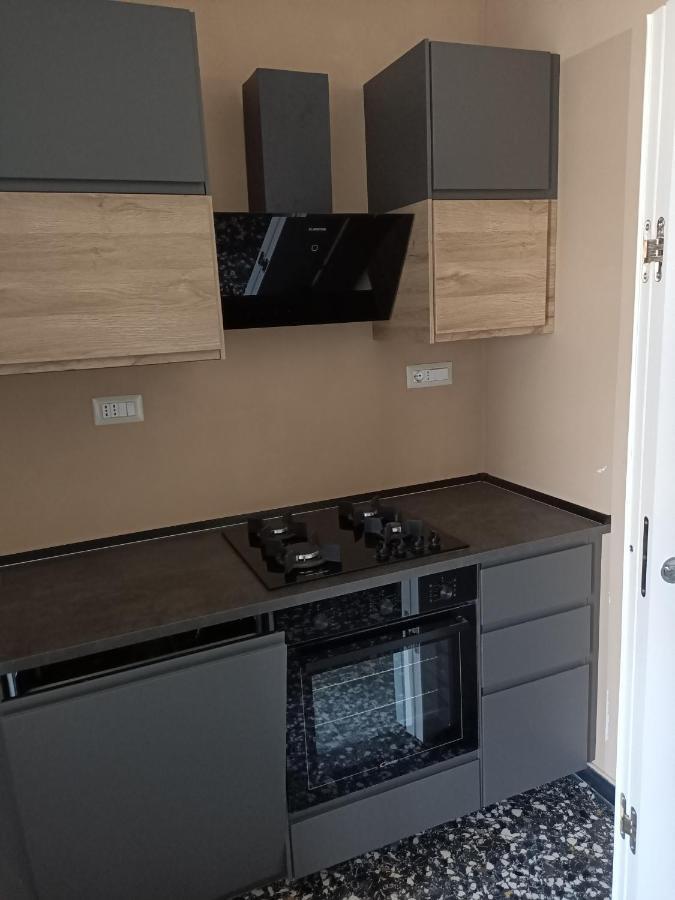 Casa Di Noemi - Seafront With Parking Apartment Savona Exterior foto